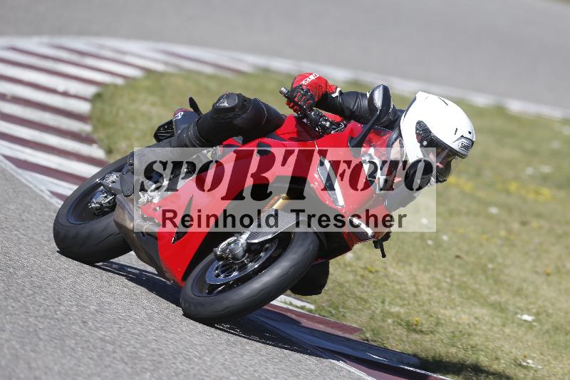 /06 08.04.2026 Cornu Master School ADR/Gruppe rot/25